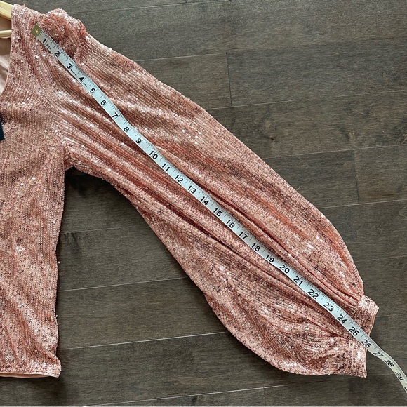 NWT Lulus Stay Shining Rose Gold Sequin Long Sleeve Top Party Holiday XL - Picture 11 of 13